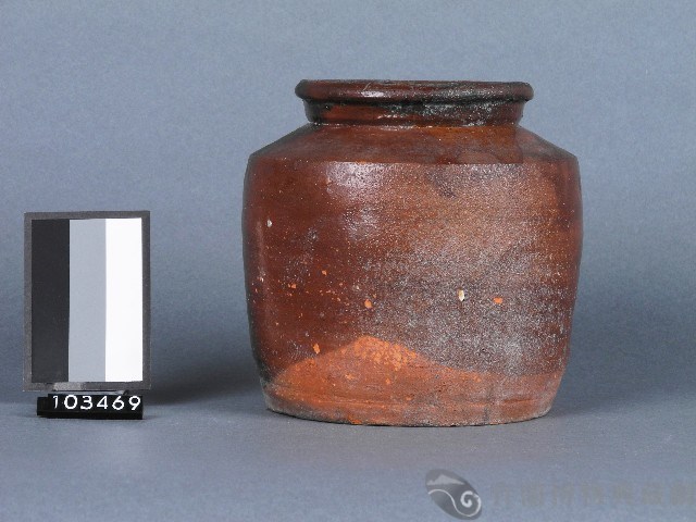褐釉罐藏品圖，第2張