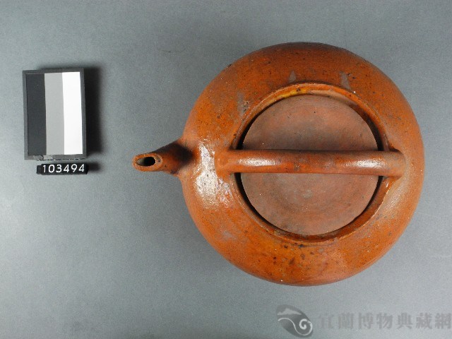 赤釉茶壺藏品圖，第2張