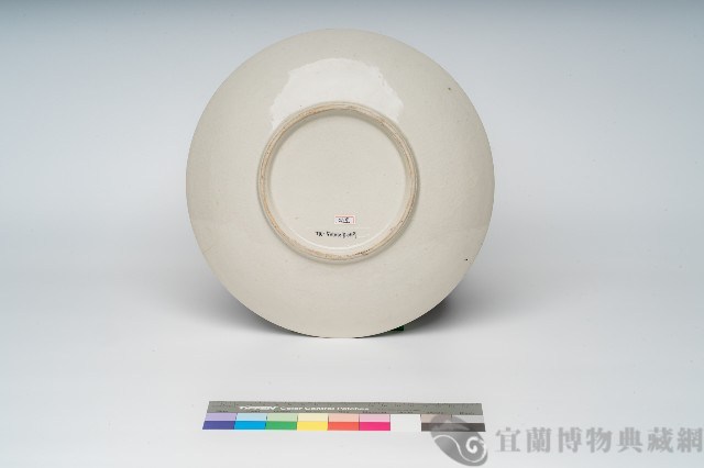 鶯歌手繪葡萄紋盤藏品圖，第2張