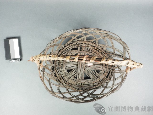 芒枝編提籃藏品圖，第2張