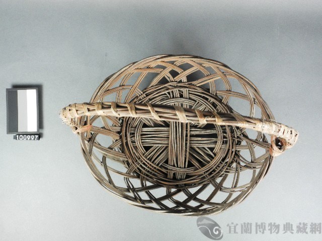芒枝編提籃藏品圖，第2張