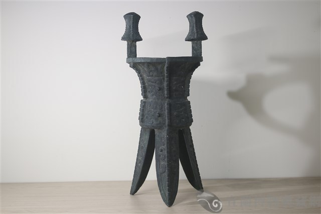 仿商饕餮紋斝藏品圖，第1張