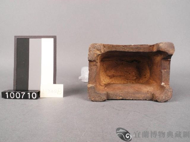 獅座燭台藏品圖，第4張