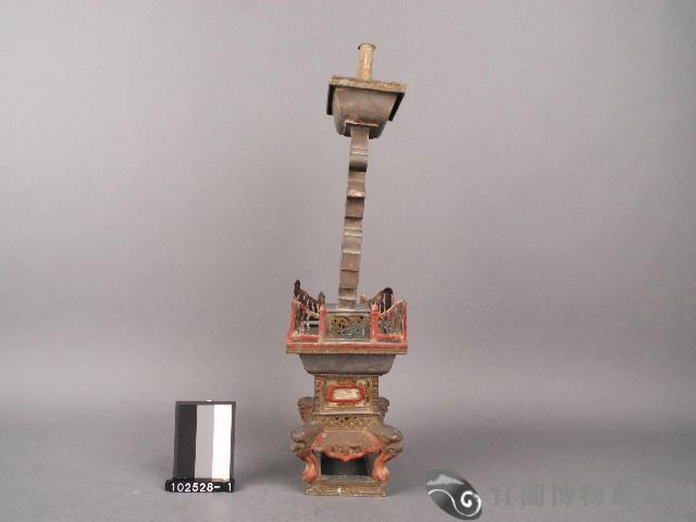 錫製壽字燭臺藏品圖，第1張