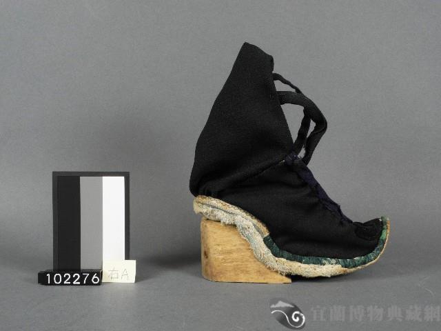 三寸金蓮-右鞋藏品圖，第1張