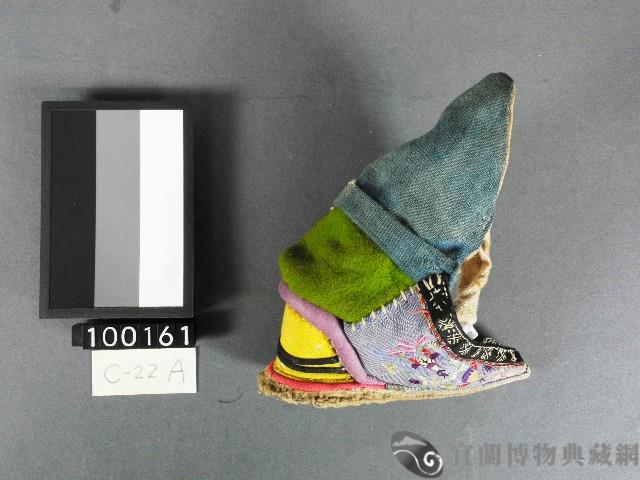 彩繡弓鞋藏品圖，第2張