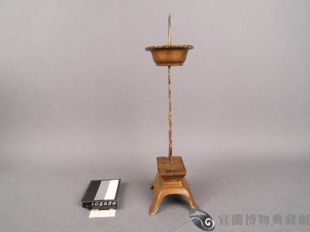 銅製蝠紋燭臺藏品圖，第1張