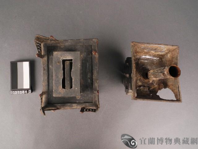 錫製壽字燭臺藏品圖，第2張