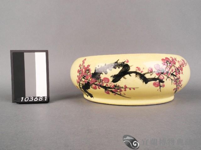 黃地花卉紋花盆藏品圖，第1張