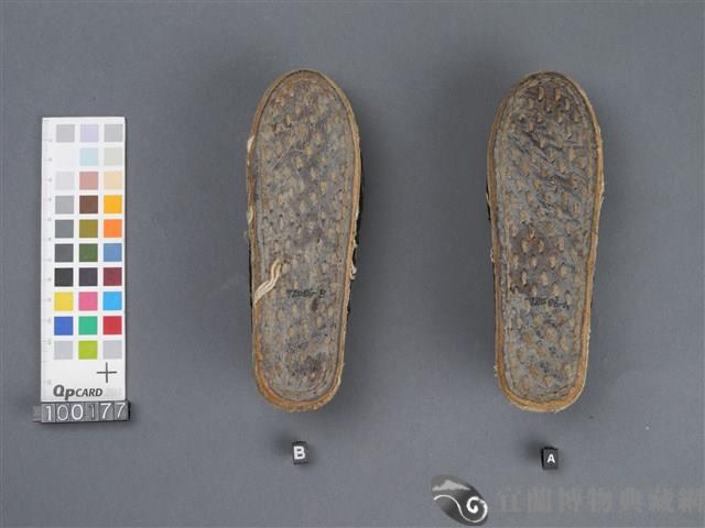 彩繡布鞋藏品圖，第7張