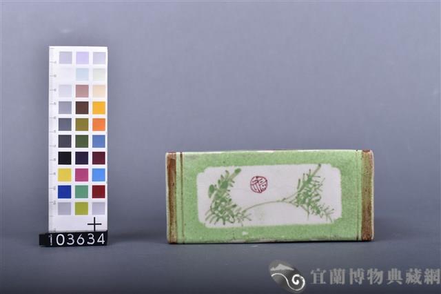 彩繪花蝶鳥紋枕藏品圖，第7張