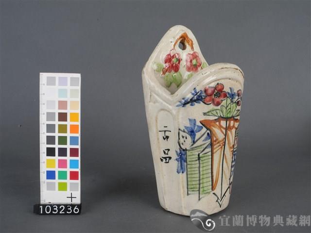 彩繪花卉圖箸籠藏品圖，第3張