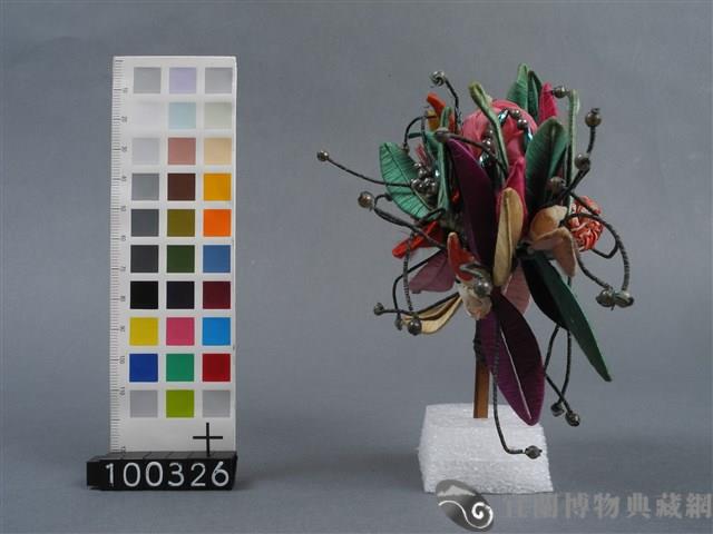 彩線花卉紋頭插藏品圖，第3張