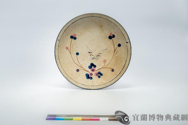 鶯歌手繪蝴蝶花卉盤藏品圖，第1張