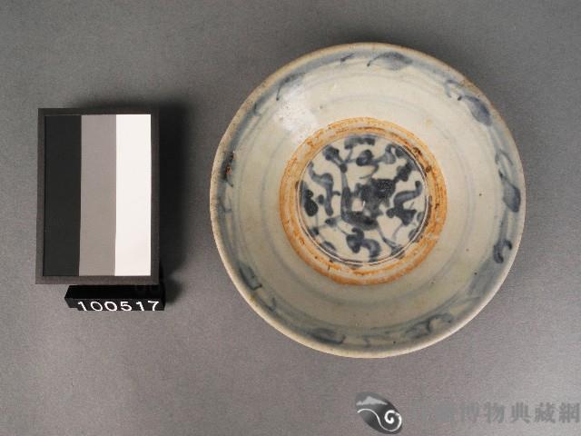 青花花卉盤藏品圖，第1張