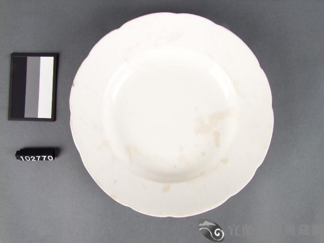 白瓷盤藏品圖，第1張