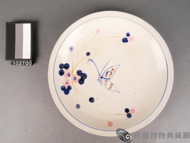 彩繪花卉蝴蝶紋盤藏品圖，第1張