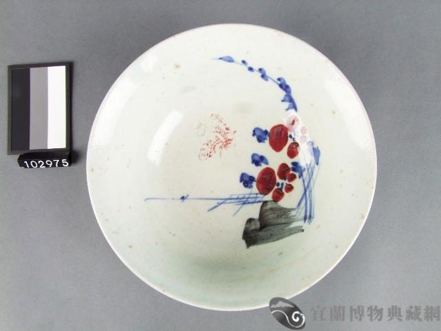 彩繪花卉蝴蝶紋碗藏品圖，第1張