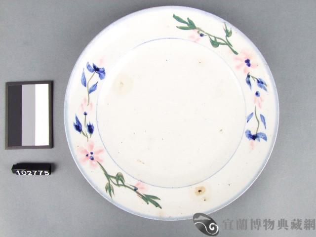 彩繪花卉紋盤藏品圖，第1張