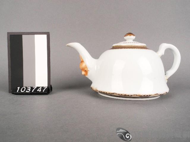 金彩印花鬼頭茶壺藏品圖，第1張