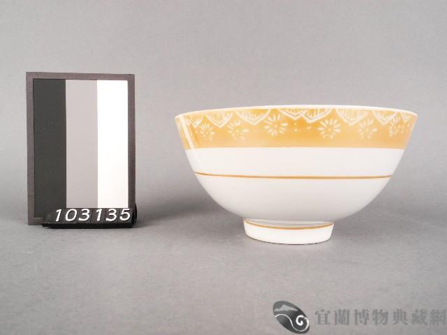 黃金釉花卉紋碗藏品圖，第1張