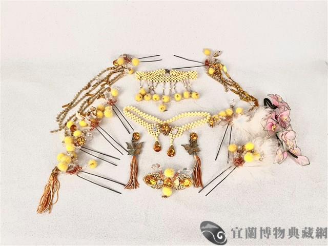 淡黃珠花頭飾藏品圖，第1張