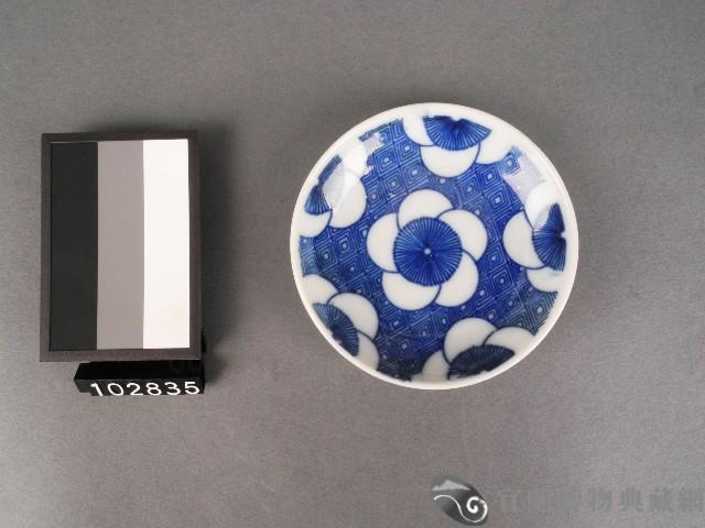 青花花卉紋碟藏品圖，第1張