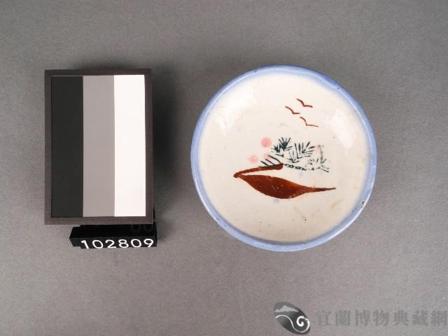 彩繪花草鳥紋碟藏品圖，第1張