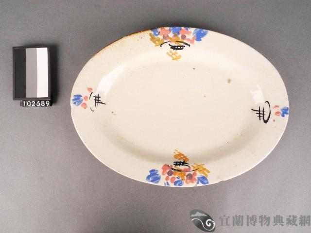 彩繪花卉紋盤藏品圖，第1張