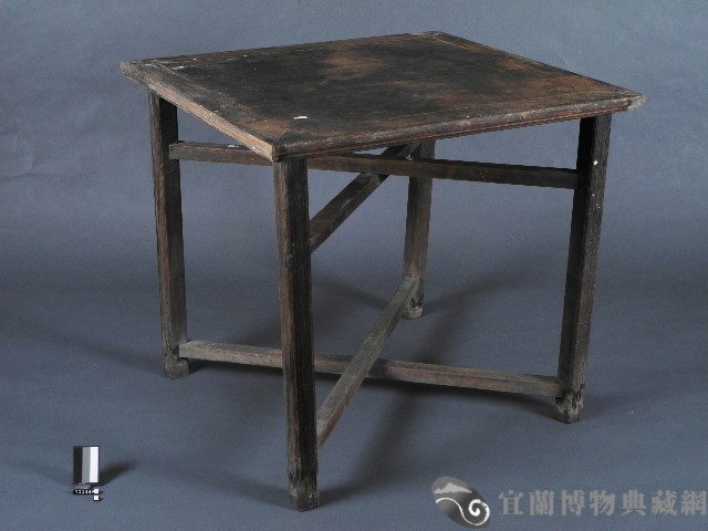 方桌藏品圖，第1張
