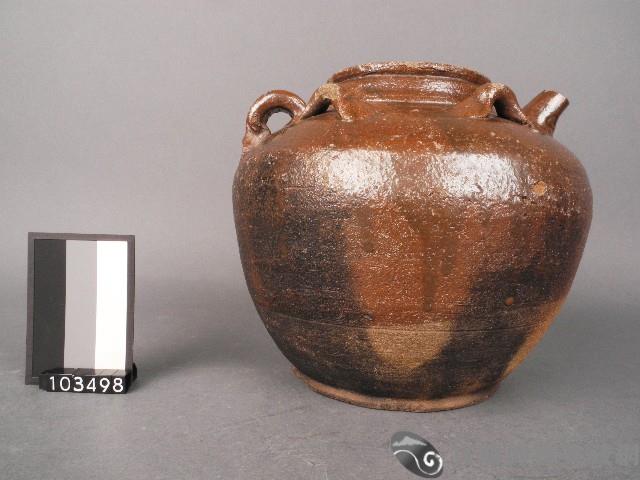 褐釉四耳茶壺藏品圖，第1張