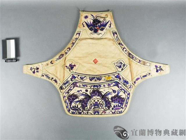 彩繡肚兜藏品圖，第1張