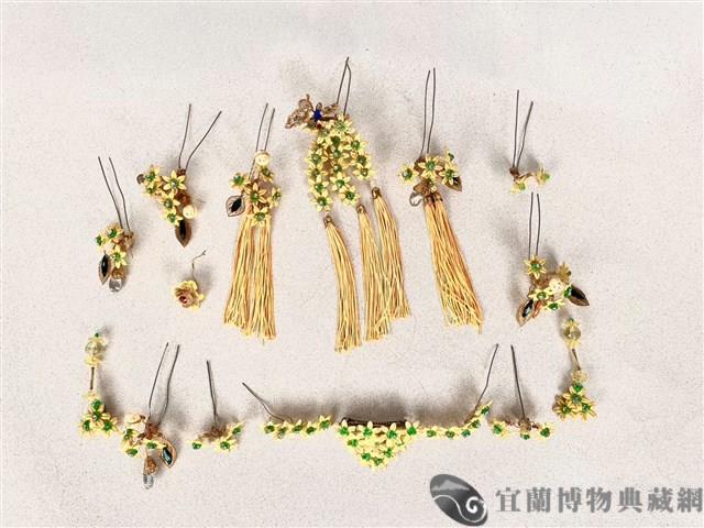 珠花頭飾及髮組藏品圖，第1張