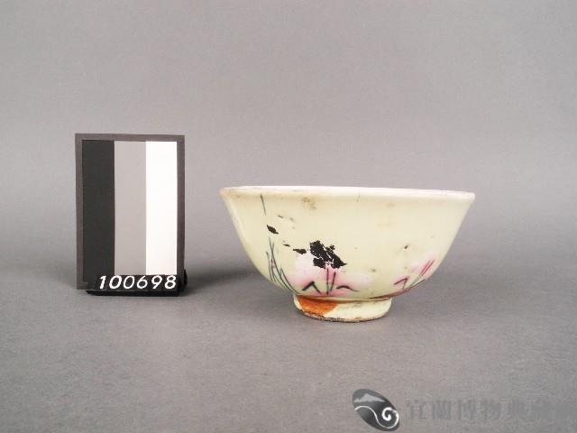 彩繪花卉紋碗藏品圖，第1張
