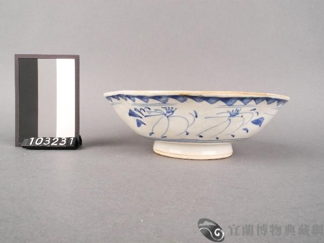 青花花卉紋碗藏品圖，第1張