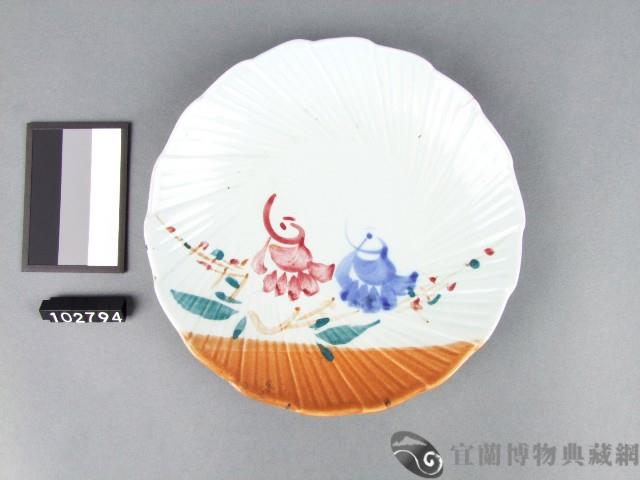 彩繪花卉紋盤藏品圖，第1張
