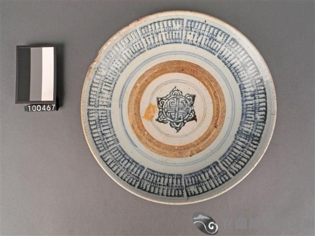 青花印花壽紋盤藏品圖，第1張