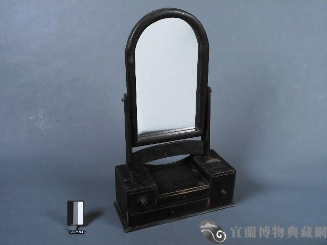 梳妝台藏品圖，第1張