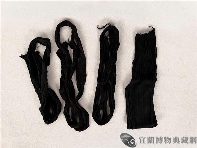 黑巾藏品圖，第1張