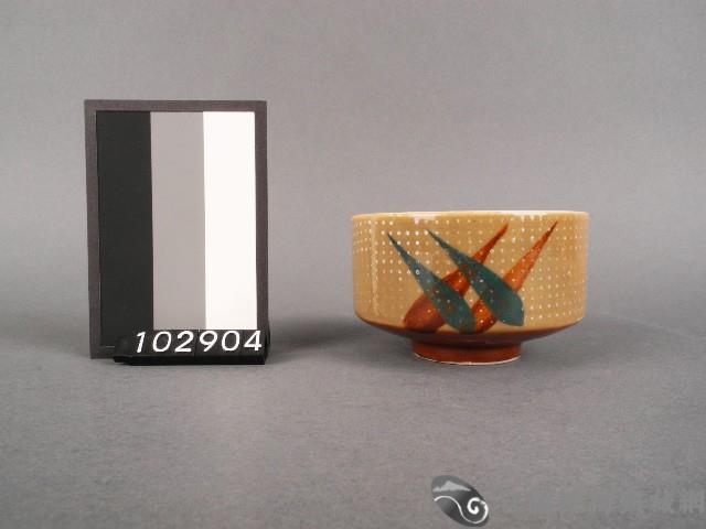 雙彩竹葉紋杯藏品圖，第1張