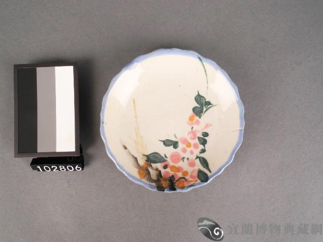 彩繪花卉紋碟藏品圖，第1張