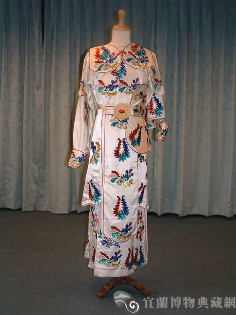 歌仔戲服藏品圖，第1張