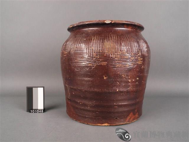 赤釉缸藏品圖，第1張