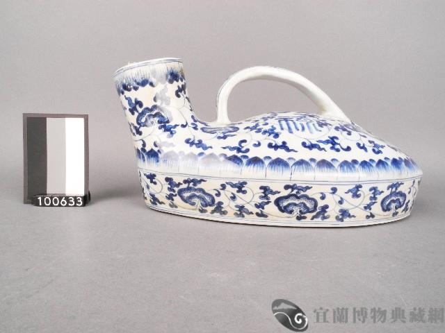 青花尿壺藏品圖，第1張