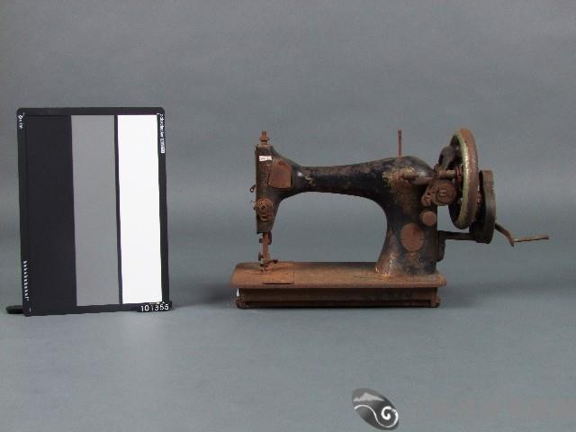 手搖式縫紉機藏品圖，第1張