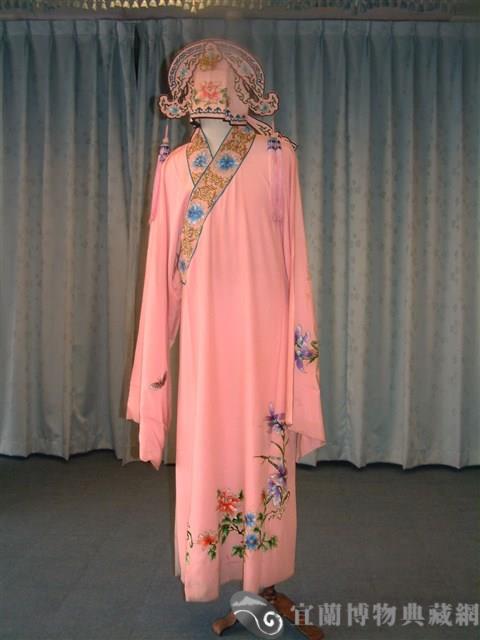 歌仔戲服藏品圖，第1張