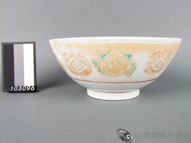 黃金釉彩繪花卉紋碗藏品圖，第1張