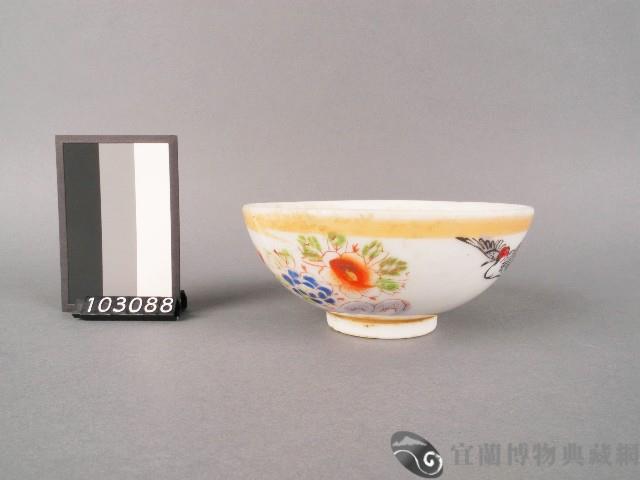 黃金釉彩繪花卉鶴紋碗藏品圖，第1張