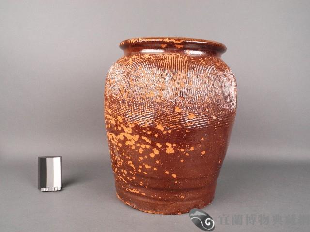 赤釉缸藏品圖，第1張