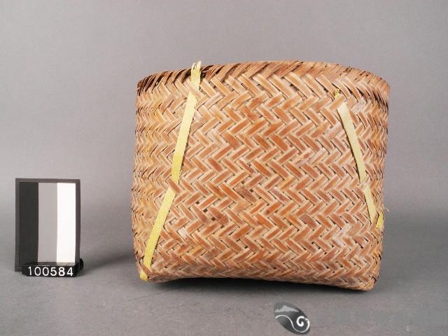 四角竹籃藏品圖，第1張